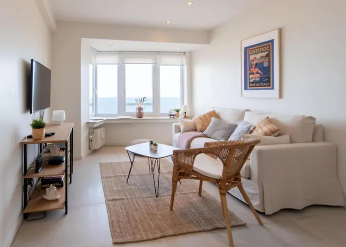 In With Stunning Sea View דירה